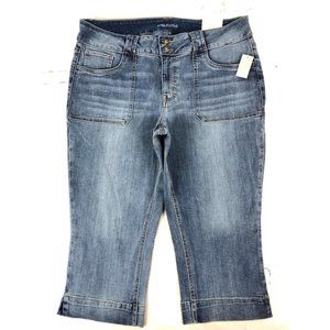 Maurices Mid Rise Crop Jeans Capris Size 18W Womens Denim NEW